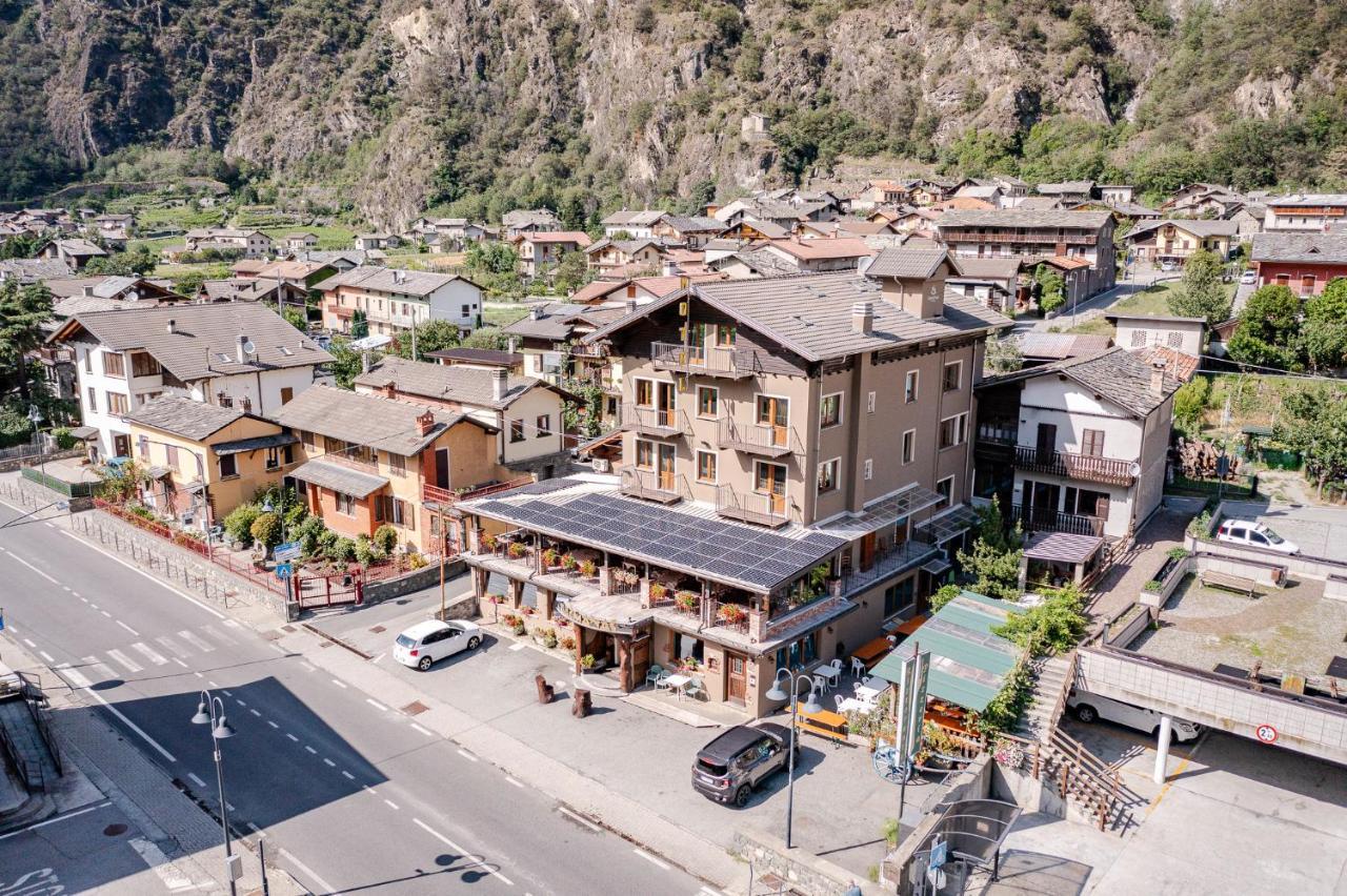 Hotel&Restaurant Armanac De Toubie Arnad Екстериор снимка