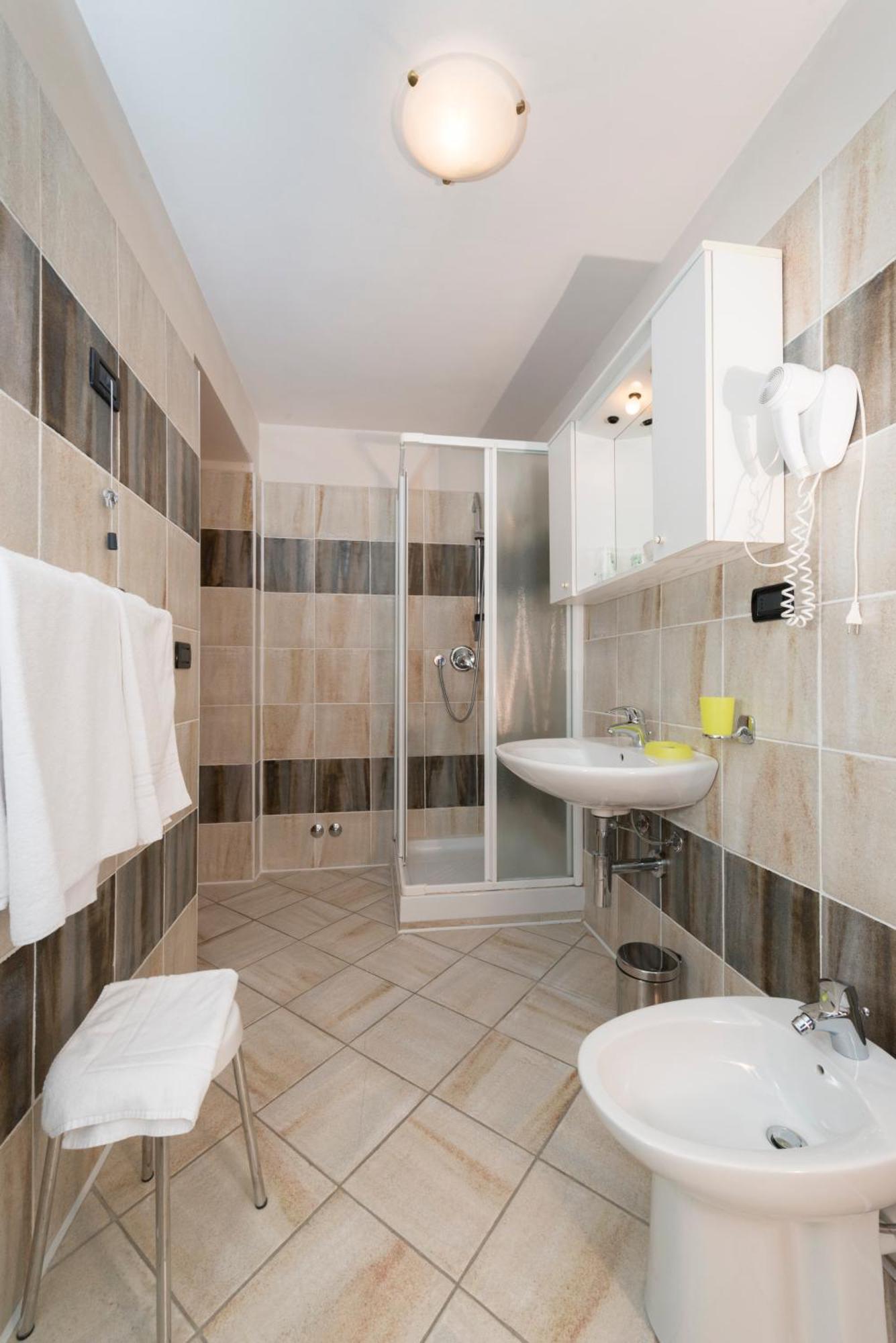 Hotel&Restaurant Armanac De Toubie Arnad Екстериор снимка