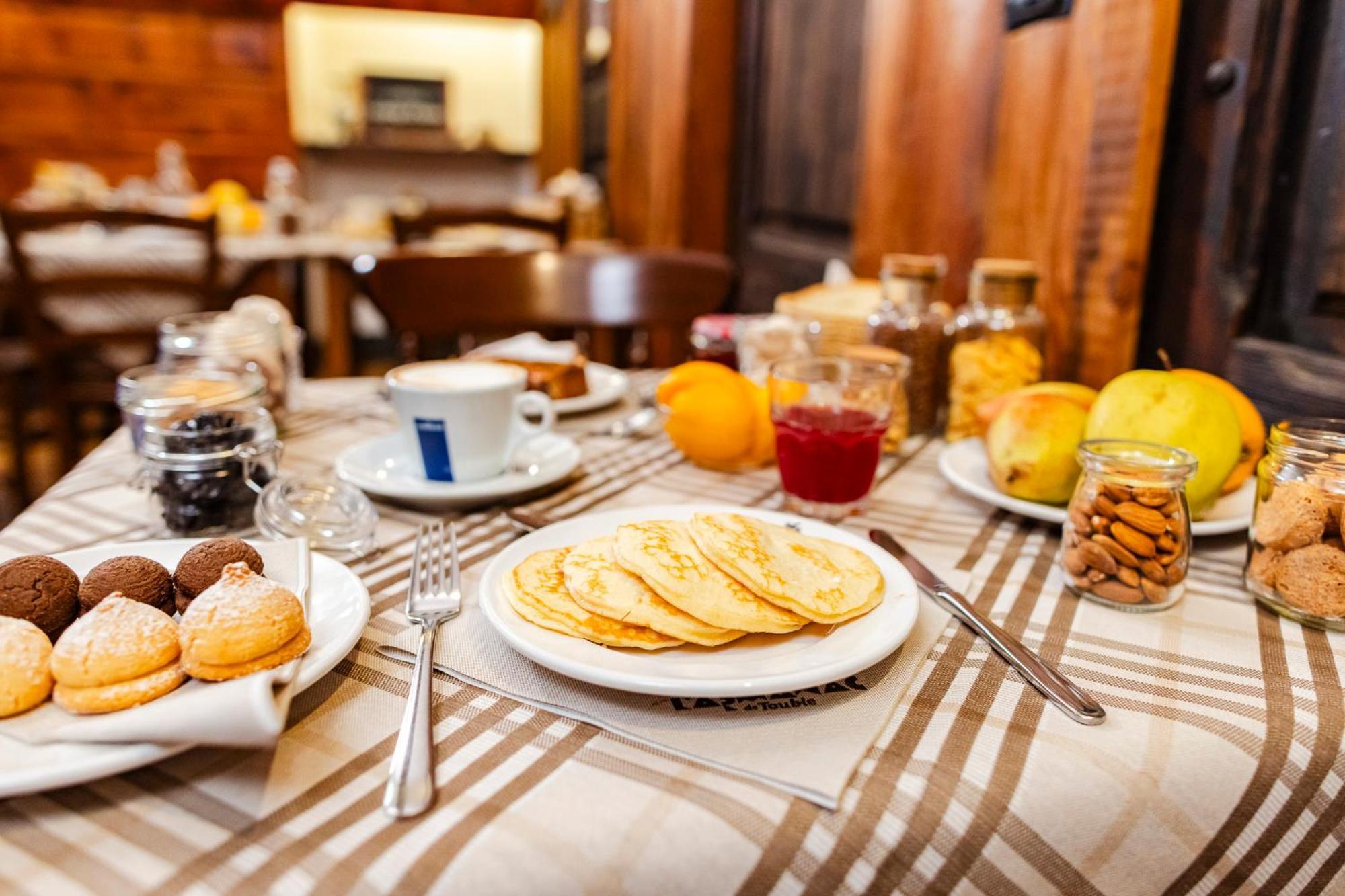 Hotel&Restaurant Armanac De Toubie Arnad Екстериор снимка