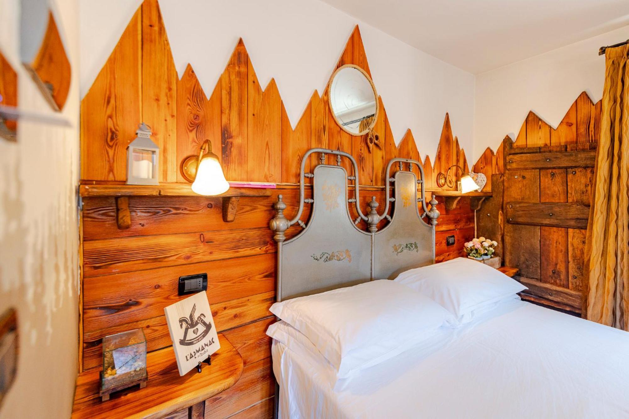 Hotel&Restaurant Armanac De Toubie Arnad Екстериор снимка