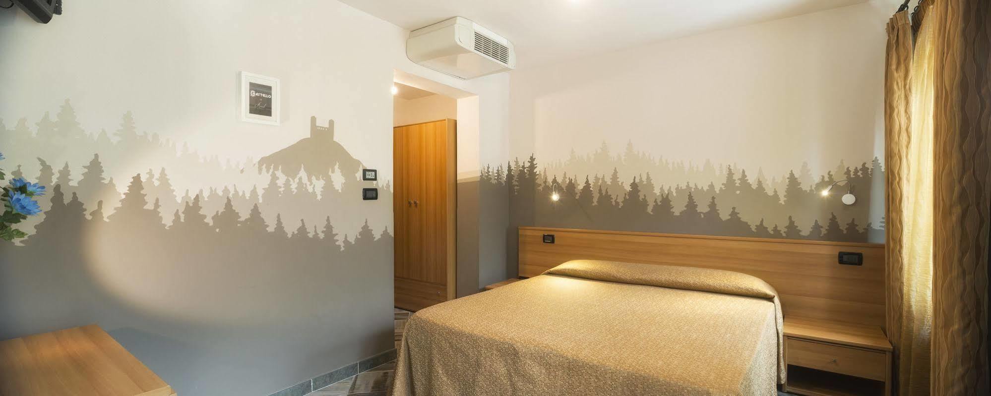 Hotel&Restaurant Armanac De Toubie Arnad Екстериор снимка